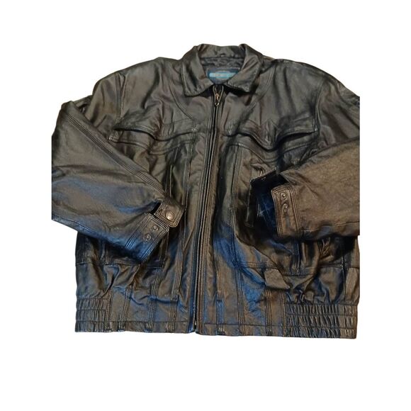 Weekend genuine leather bomber jacket.  Size XL - Picture 1 of 7